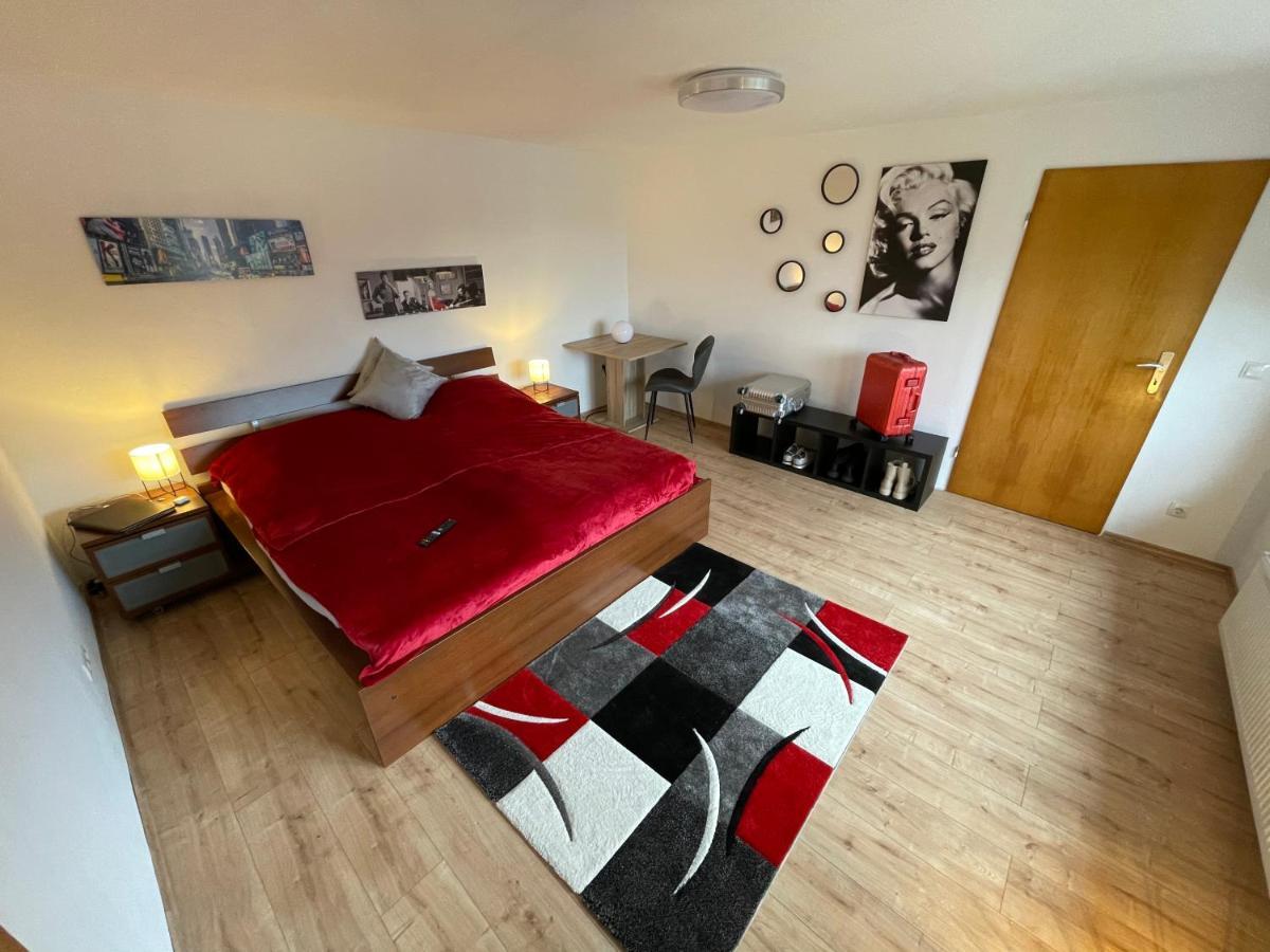 Ferienhaus Rheinnaehe Lykershausen Luaran gambar