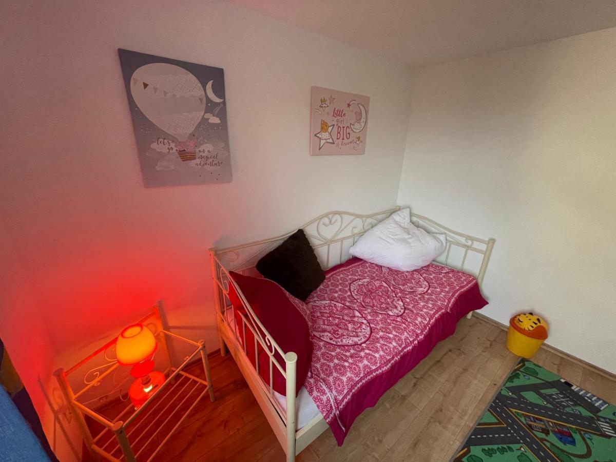 Ferienhaus Rheinnaehe Lykershausen Luaran gambar
